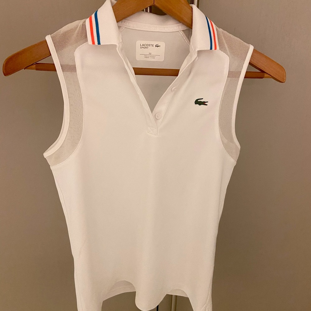 Women’s IZOD tennis/golf sport top